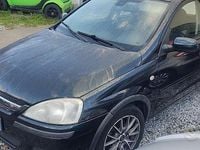 Usata Opel Corsa 2004 Verde Utilitaria