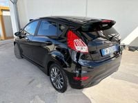 Usata Ford Fiesta ST-Line 95 CV (69 kW) 2017 Nero Berlina