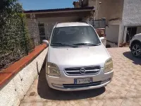 Usata Opel Agila 75 CV (55 kW) 2003 Grigio Monovolume