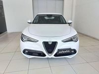 Usata Alfa Romeo Stelvio Executive 179 CV (131 kW) 2017 Bianco SUV