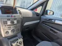 Usata Opel Zafira Elegance 97 CV (71 kW) 2007 Monovolume