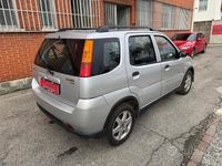 Usata Suzuki Ignis 99 CV (72 kW) 2004 Grigio Utilitaria