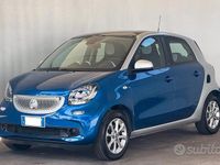 Usata Smart ForFour Passion 70 CV (51 kW) 2014 Blu Utilitaria