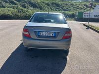 Usata Mercedes C220 170 CV (125 kW) 2011 Grigio Berlina