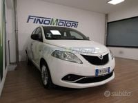 Usata Lancia Ypsilon Gold 69 CV (50 kW) 2017 Bianco Utilitaria