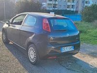 Usata Fiat Grande Punto 65 CV (47 kW) 2007 Nero Utilitaria