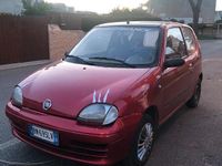 Usata Fiat 600 2000 Rosso Berlina