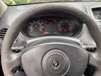 Usata Renault Clio II 75 CV (55 kW) 2007 Berlina