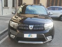 Usata Dacia Sandero Stepway 90 CV (66 kW) 2017 Nero Berlina