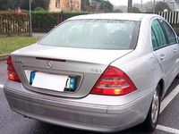Usata Mercedes C220 147 CV (108 kW) 2000 Grigio Berlina