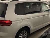 Usata VW Touran Business 150 CV (110 kW) 2016 Bianco Monovolume