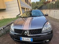 Usata Renault Clio II 54 CV (39 kW) 2006 Grigio Utilitaria