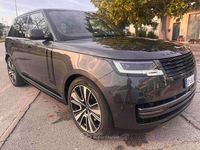 Usata Land Rover Range Rover HSE 249 CV (183 kW) 2023 Carpathian grey SUV