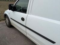 Usata Opel Combo 95 CV (69 kW) 2009 Bianco Monovolume