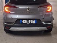 Usata Renault Captur 100 CV (73 kW) 2023 Grigio SUV