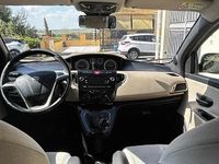 Usata Lancia Ypsilon 69 CV (50 kW) 2015 Marrone Utilitaria