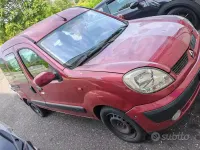 Usata Renault Kangoo 82 CV (60 kW) 2004 Monovolume
