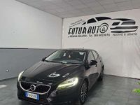 Usata Volvo V40 R-Design 120 CV (88 kW) 2019 Nero Berlina