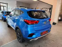 Usata MG ZS Luxury 106 CV (77 kW) 2025 Blu/azzurro SUV