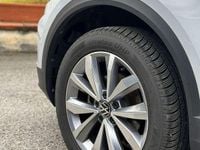 Usata VW T-Roc Business 110 CV (80 kW) 2021 Bianco SUV