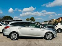 Usata Ford Focus Titanium 163 CV (119 kW) 2011 Grigio Station wagon