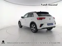 Usata VW T-Roc R-line 150 CV (110 kW) 2023 Bianco SUV