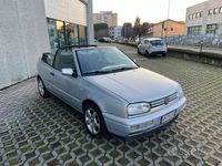 Usata VW Golf Cabriolet 101 CV (74 kW) 1996 Argento Cabrio