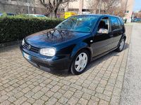 Usata VW Golf IV 105 CV (77 kW) 2001 Nero Berlina