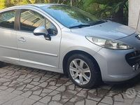 Usata Peugeot 207 90 CV (66 kW) 2008 Grigio Berlina