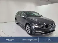Usata VW Passat Alltrack 200 CV (147 kW) 2021 Grigio Station wagon