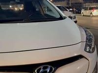 Usata Hyundai i30 Classic 110 CV (80 kW) 2013 Bianco Station wagon