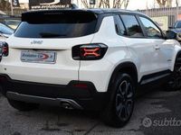 Usata Jeep Avenger Summit 101 CV (74 kW) 2024 Bianco pastello SUV