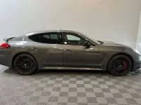 Usata Porsche Panamera 441 CV (324 kW) 2015 Grigio Utilitaria