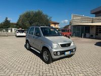 Usata Daihatsu Terios 105 CV (77 kW) 2002 Argento SUV