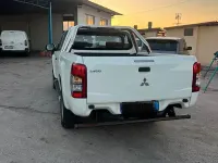 Usata Mitsubishi L200 150 CV (110 kW) 2022 Bianco Pick-up