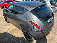 Usata Lancia Ypsilon Gold 69 CV (50 kW) 2012 Nero Utilitaria
