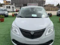 Usata Lancia Ypsilon Gold 69 CV (50 kW) 2018 Grigio Utilitaria