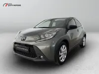 Usata Toyota Aygo X Trend 72 CV (52 kW) 2022 Nero SUV