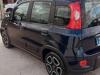 Usata Fiat Panda Cross Cross 69 CV (50 kW) 2022 Blu/azzurro Utilitaria