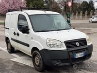 Begagnad Fiat Doblò 75 HK (55 kW) 2009 Vit Minibuss