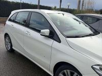 Usata Mercedes B180 Executive 109 CV (80 kW) 2013 Bianco Utilitaria