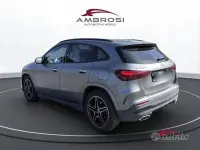 Usata Mercedes GLA180 AMG line 116 CV (85 kW) 2023 Grigio SUV