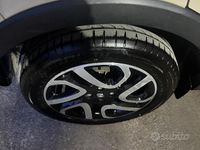 Usata Renault Captur 90 CV (66 kW) 2013 Giallo SUV