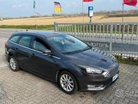 Usata Ford Focus 119 CV (87 kW) 2015 Grigio Station wagon