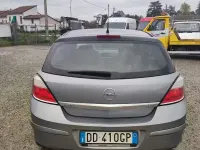 Usata Opel Astra GTC Enjoy 90 CV (66 kW) 2006 Blu Berlina
