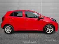 Usata Kia Picanto Urban 67 CV (49 kW) 2020 Rosso Utilitaria