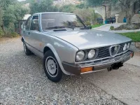 Usata Alfa Romeo Alfetta 125 CV (91 kW) 1982 Grigio Berlina