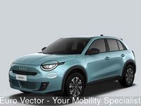Nuova Fiat 600 110 CV (80 kW) 2025 Azzurro SUV