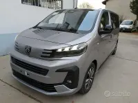 Nuova Peugeot Traveller Business-Line 2026 Grigio Monovolume
