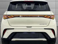 Nuova BYD Dolphin Comfort 150 kW (204 CV) 2026 Cream white Utilitaria